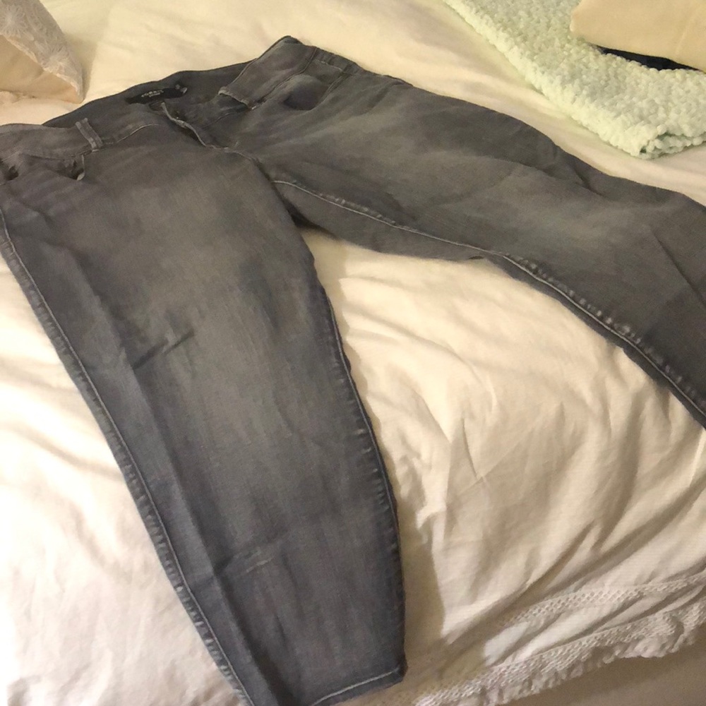 Torrid jean capris